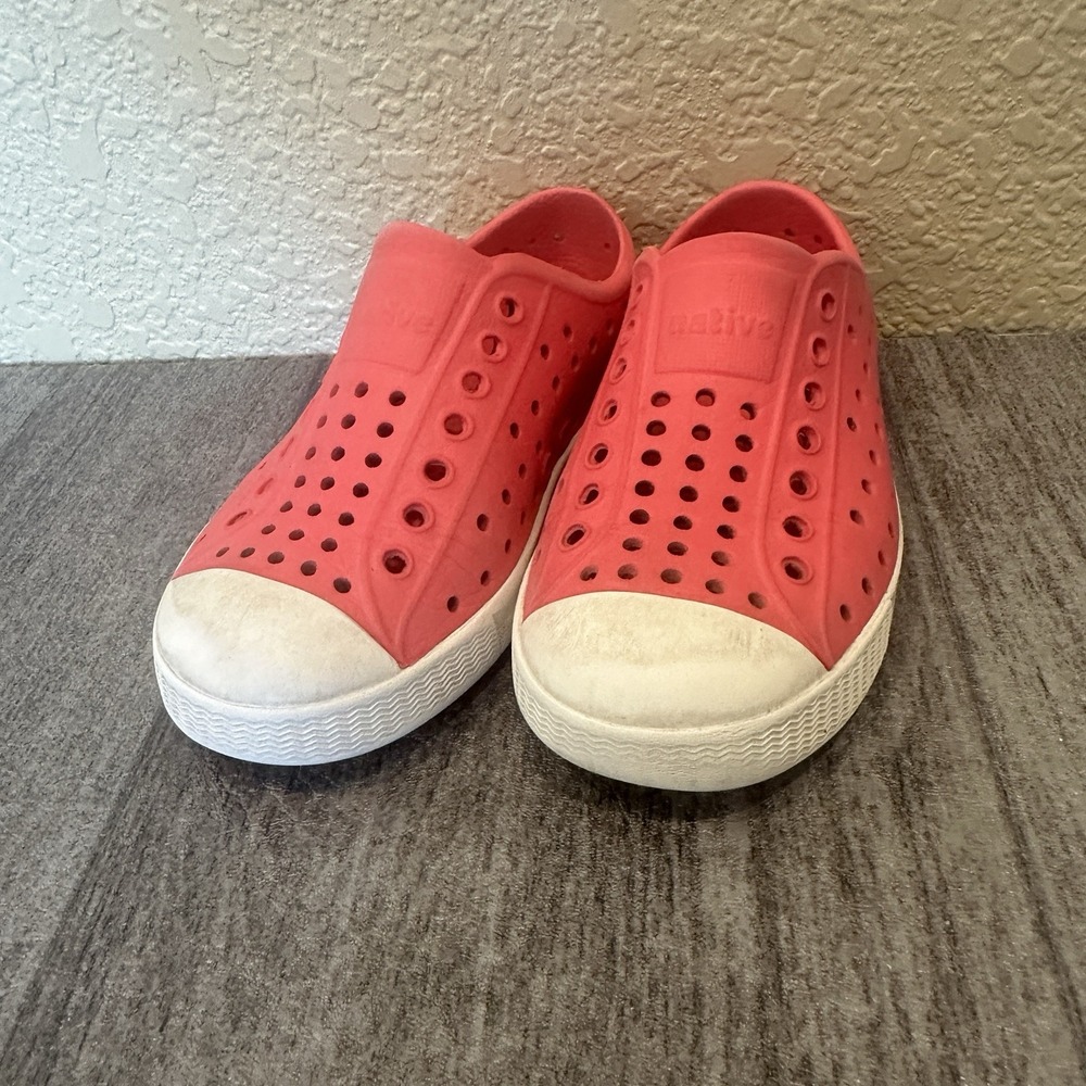Native Shoes Kids Size C9 Pink Water Shoes Slip On Casual Toddler